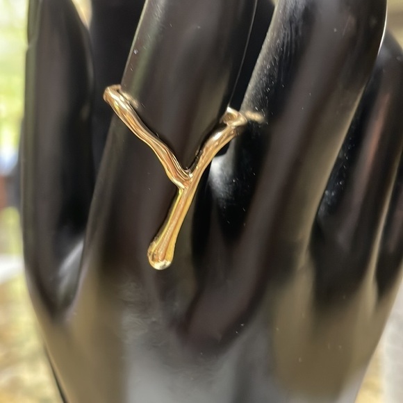 Gold Abstract Decor Ring - Picture 11 of 13